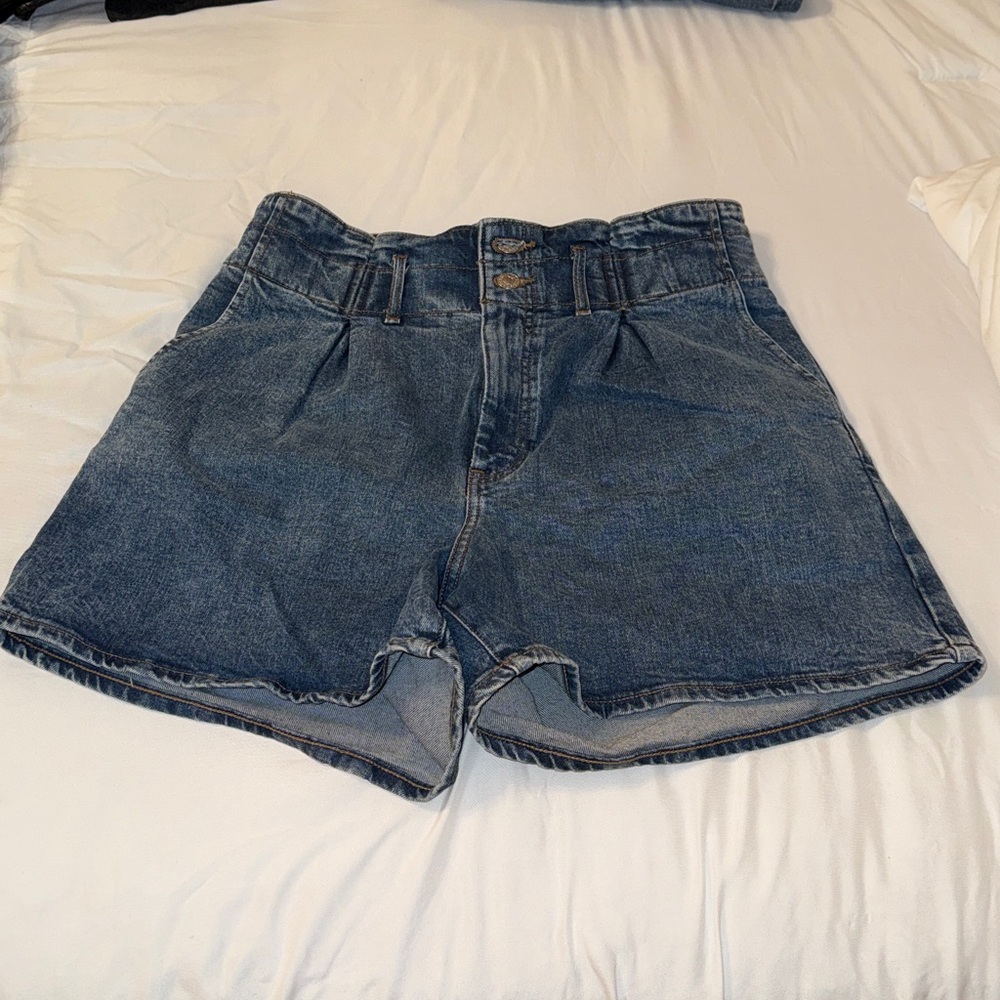 EXPRESS JEANS SHORTS